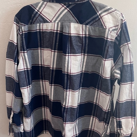 Fall time Flannel - Picture 2 of 2